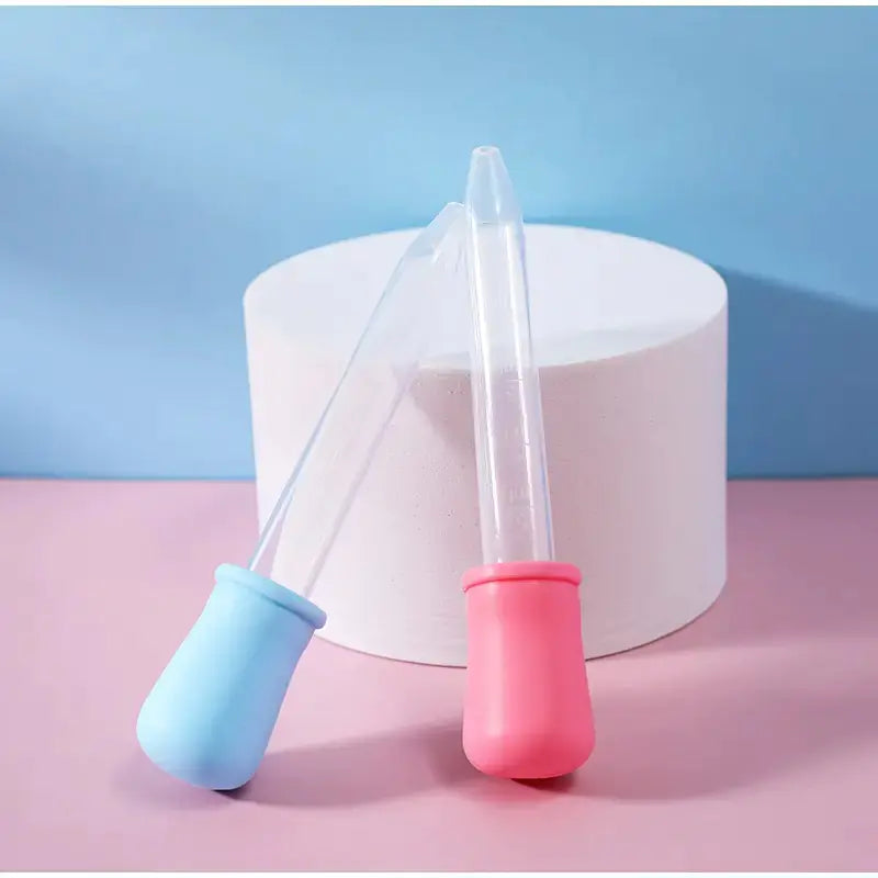 Silicone Baby Medicine Feeder with Scale for Newborns